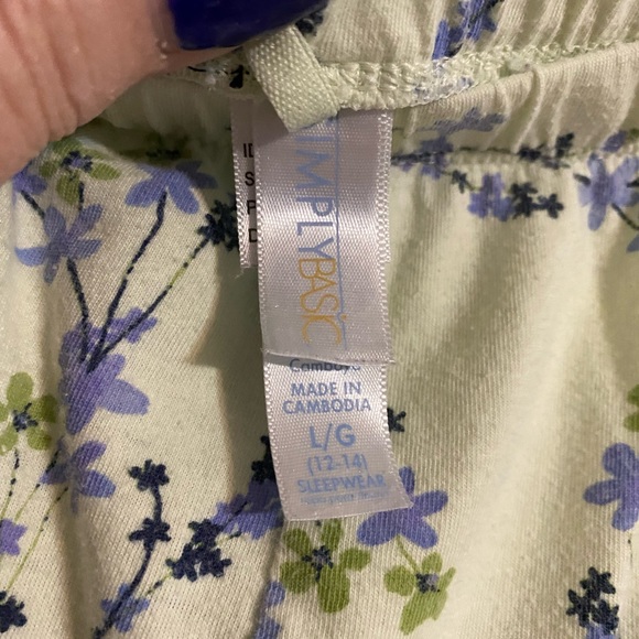 Simply Basic Floral Pajama Set - Picture 7 of 7